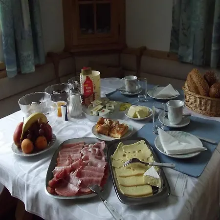 Haus Kleibert Bed & Breakfast *